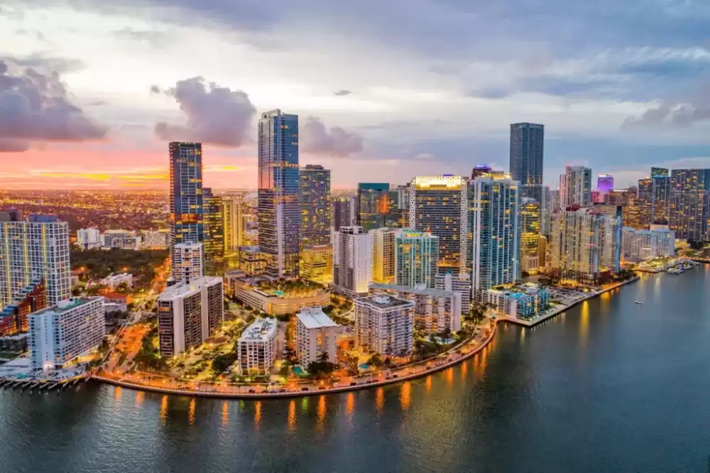 O que Fazer em Brickell (Miami): Restaurantes, Compras e Passeios